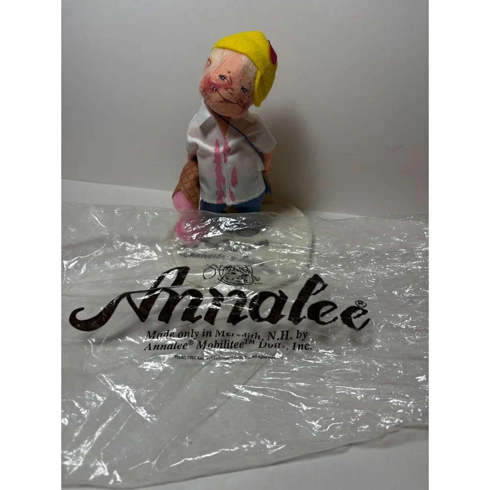 Annalee Mobilitee 1993 10th Anniversary Doll Society Boy w Ice Cream w Pin & Bag